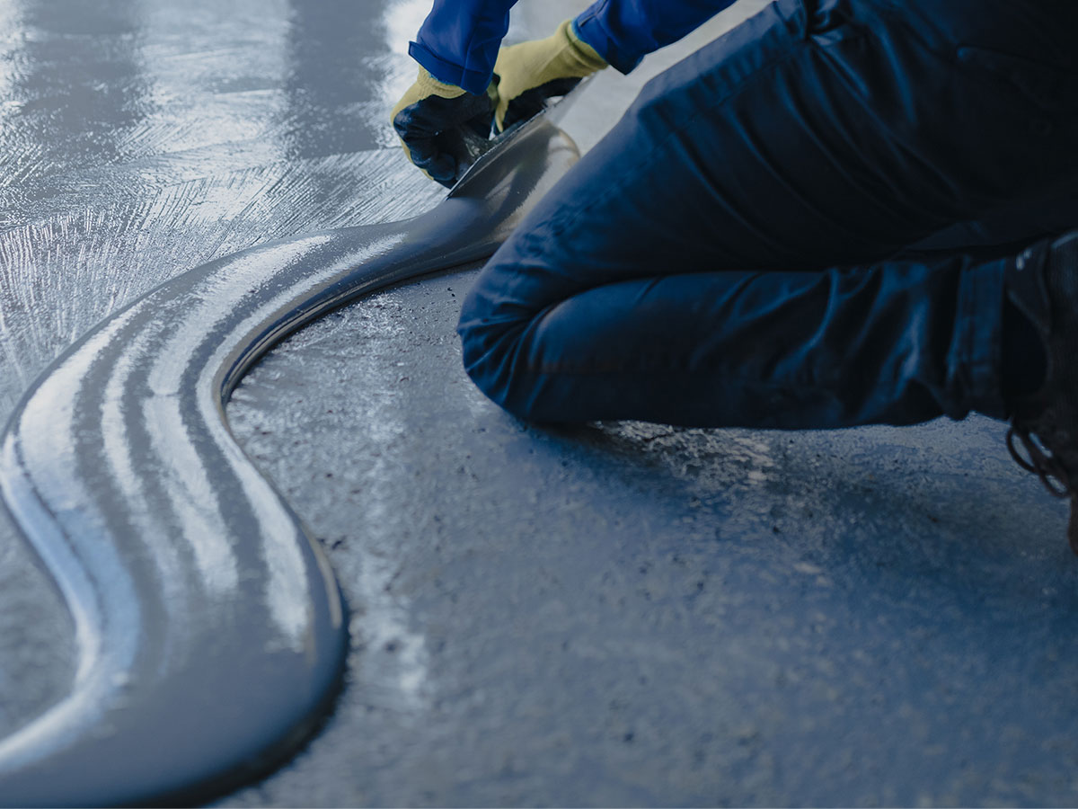 technician applying epoxy