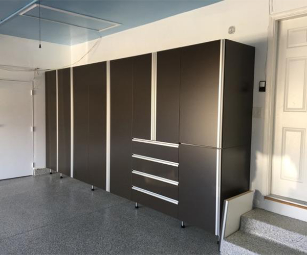 Image of custom garage cabinets from Beautiful Garage.